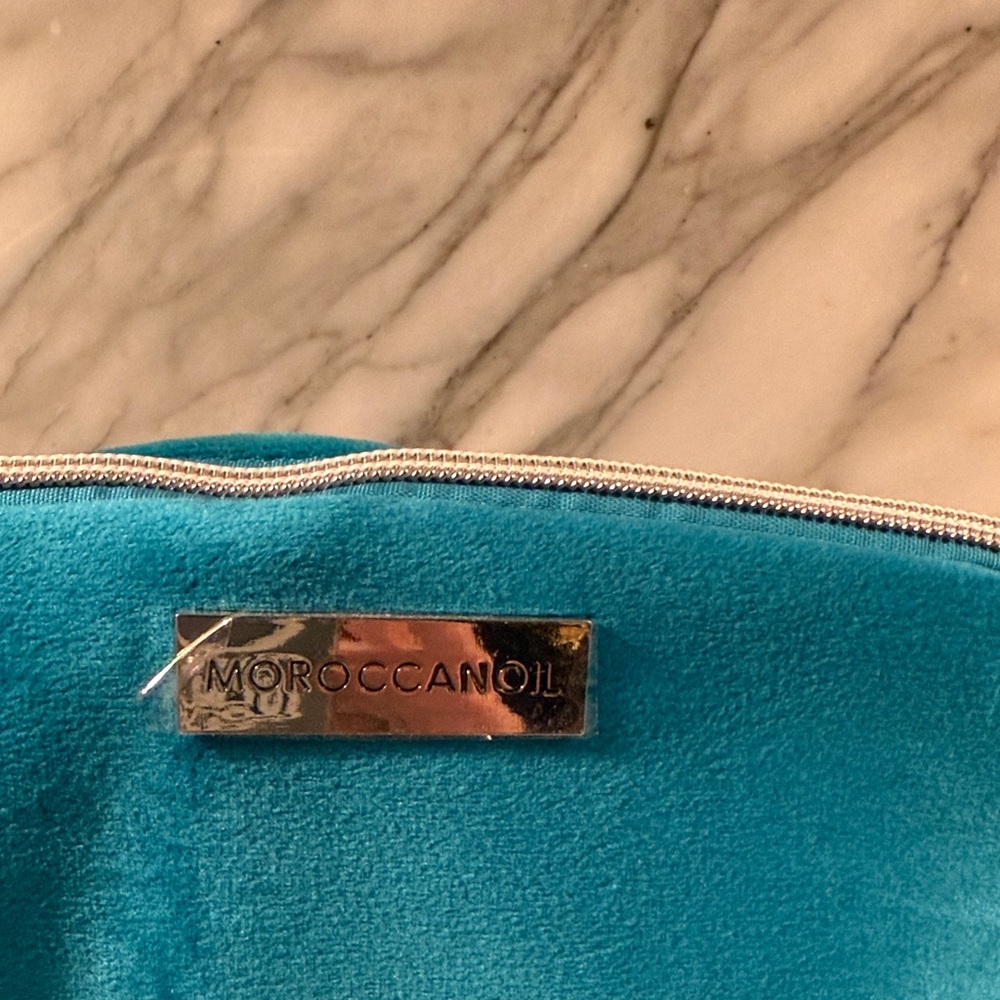 Moroccan Oil Gift Set - Picture 2 of 9